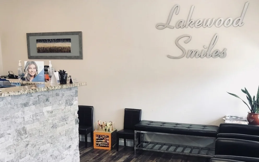 The bright, welcoming Lakewood Smiles reception and waiting area